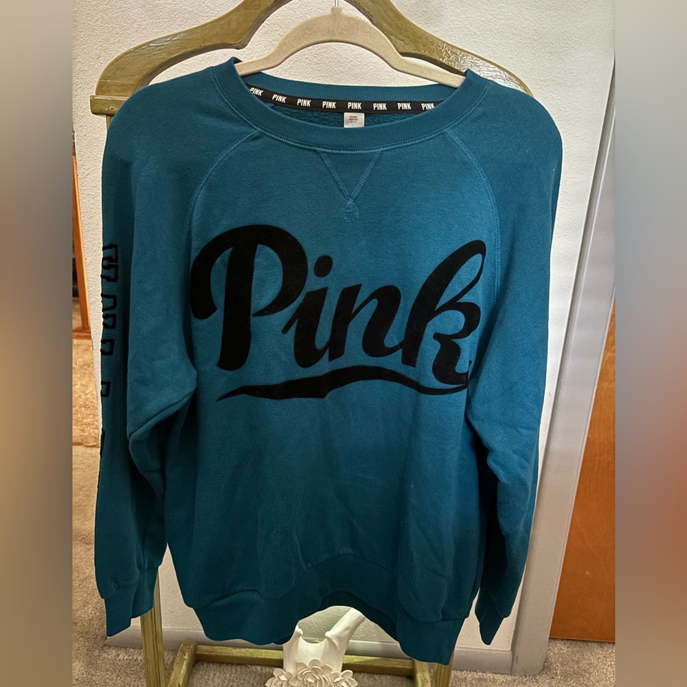 VS PINK crew neck